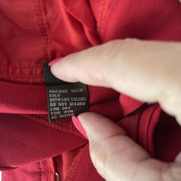 J. McLaughlin Womens 10 Red Bermuda 23” Long Shorts Preppy Granny Core EUC - Picture 9 of 9